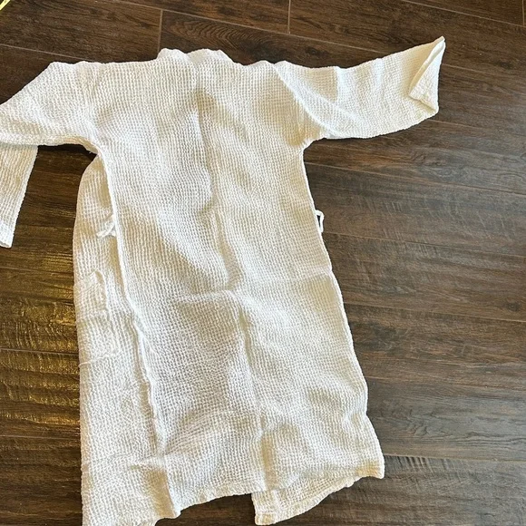 Kahaf Collection Robe OS - Picture 7 of 7